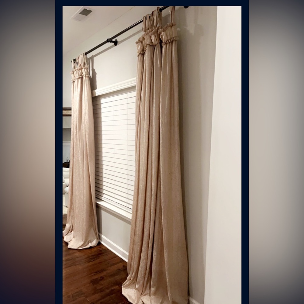 SOLD‼️‼️‼️Soft surroundings 96” curtains set of four panels.